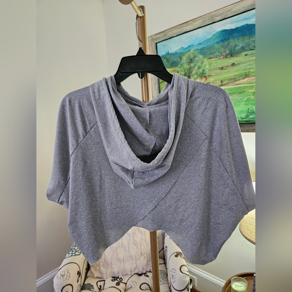 SHEIN Black Leggingss With Gray Cropped Hooded Top Sz 6 - Picture 5 of 7